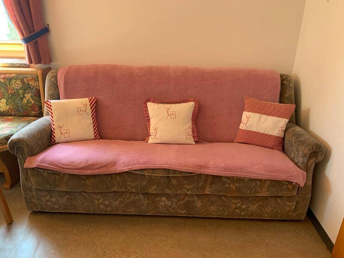 Ganze Wohnung, Charmantes Apartment in Goldegg, Österreich - Bergblick und privater Eingang in Goldegg, Ski Amadé