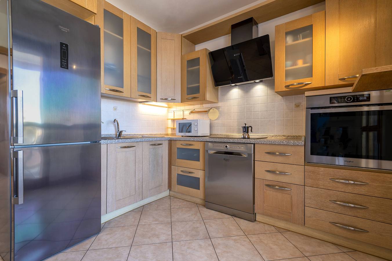 Entire apartment, Apartment 'Clhome Comfort at the beach' with Private Terrace, Wi-Fi and Air Conditioning in La Pietraia, Alghero