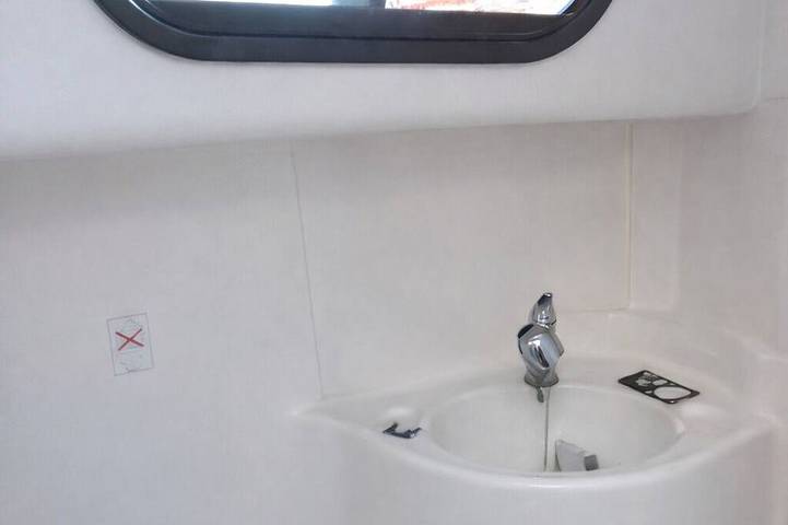 Péniche pour 6 personnes, avec jacuzzi et balcon, animaux acceptés dans l' Hérault - 4