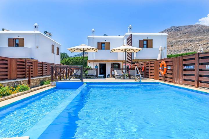 Location de vacances pour 4 personnes, avec terrasse et piscine à Lindos - 3