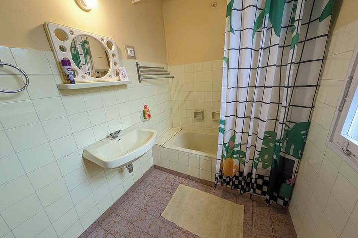 Ferienhaus 50 m zum Balaton mit eigenem Steg und Boot in Szantod, Plattensee Südufer