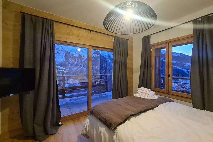 Gîte pour 9 personnes, animaux acceptés à Sainte-Foy-Tarentaise - 2