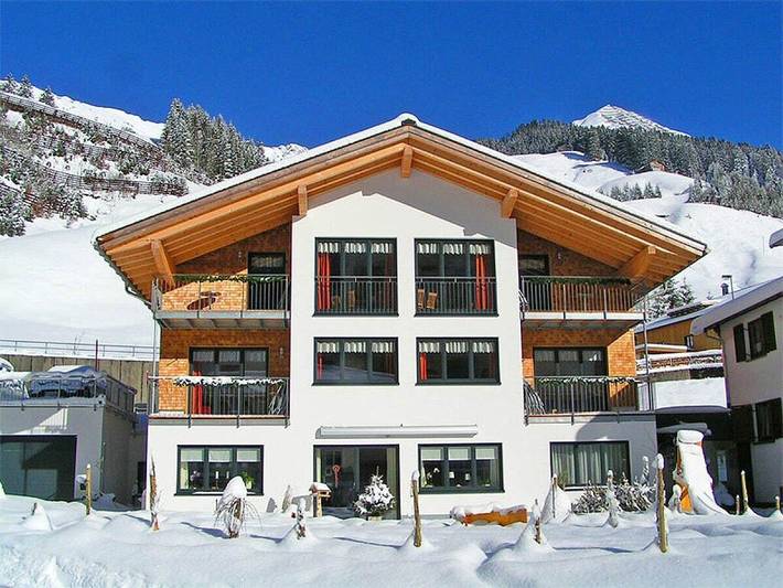 Ferienhaus für 5 Personen, mit Sauna und Terrasse sowie Garten und Whirlpool, mit Haustier im Bregenzerwald - 2