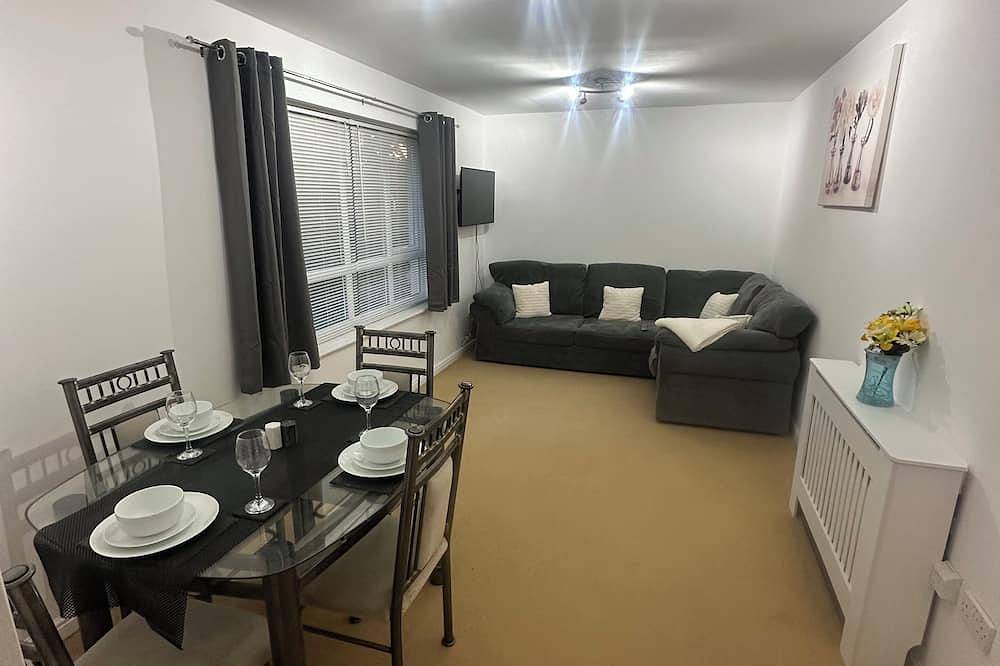 Entire apartment, A Home From Home in Crawley, West Sussex