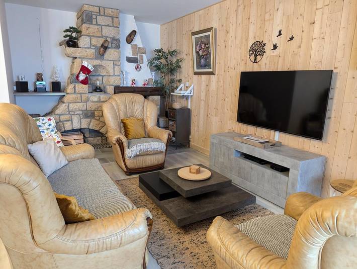 Gîte pour 4 personnes, avec jardin ainsi que jacuzzi et sauna à Murat-le-Quaire - 4