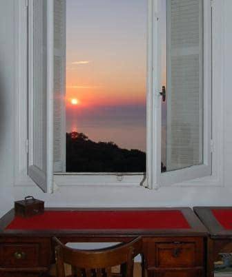 Location de vacances pour 6 personnes, avec Balcon ainsi que Terrasse et Vue à Canari