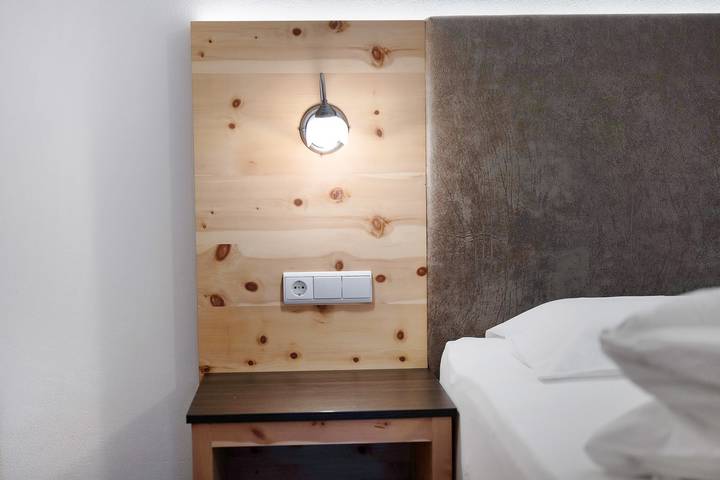 Ganze Wohnung, Ferienwohnung 'Antersi Claudia' mit Bergblick, privater Terrasse und Wlan in San Vigilio di Marebbe, Enneberg