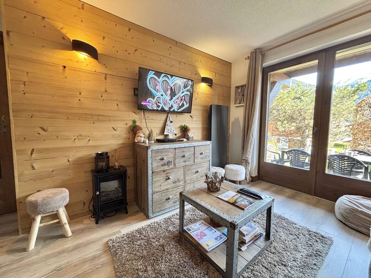 Apartamento entero, Apartamento con jardín en Praz Sur Arly, cerca del centro y las pistas, ideal para 4 personas in Praz-sur-Arly, Pays du Mont-Blanc