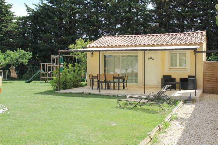 Location de vacances pour 4 personnes, avec vue et jardin à Sarrians - 4