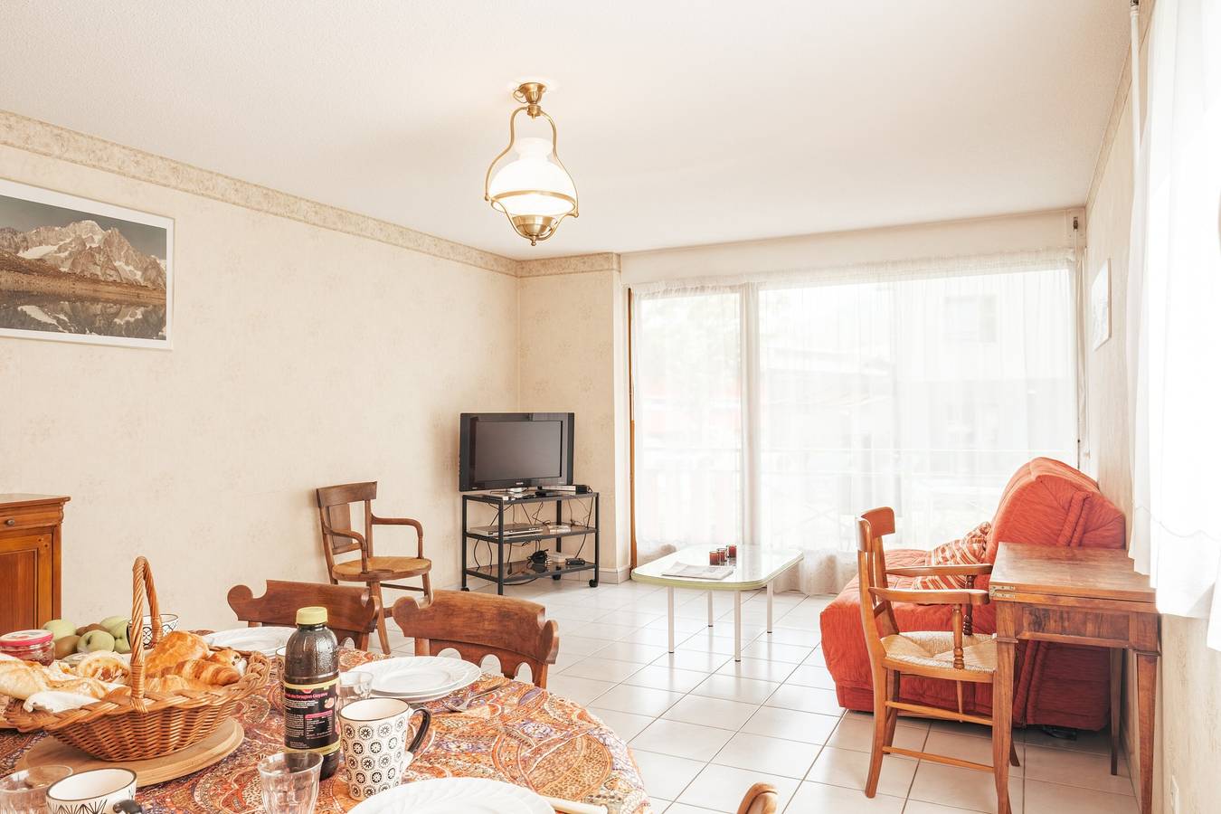 Ganze Wohnung, Geräumige Ferienwohnung für 6 Pers. – Am See, Ski-in/Ski-out, Balkon & Wlan in Thônes, Annecy und Umgebung