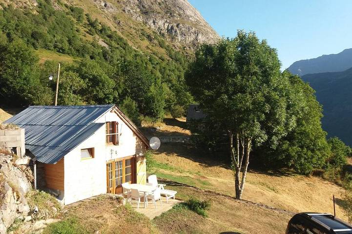 Chalet pour 4 personnes, avec terrasse et piscine - 1