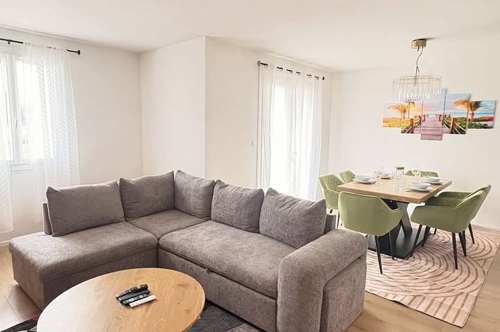 Location de vacances pour 7 personnes, avec Jardin à Lapalisse