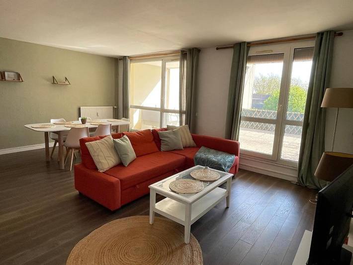 Appartement de vacances pour 19 personnes, avec terrasse