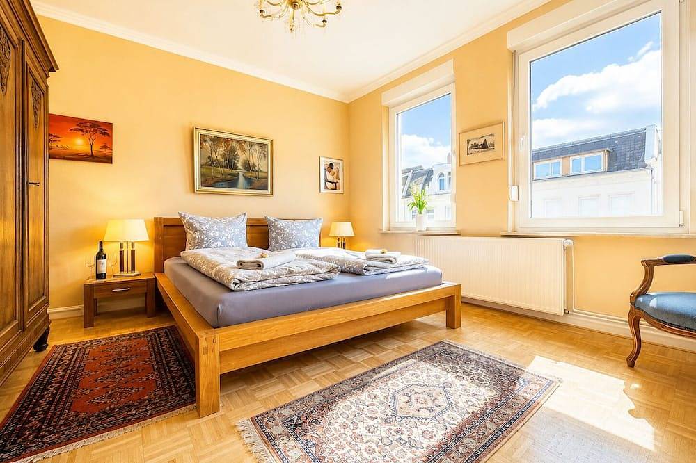 Apartamento entero, Velmora Boutique Suites: Vintage design apartment near the center in Lübeck (Ciudad), Lübeck