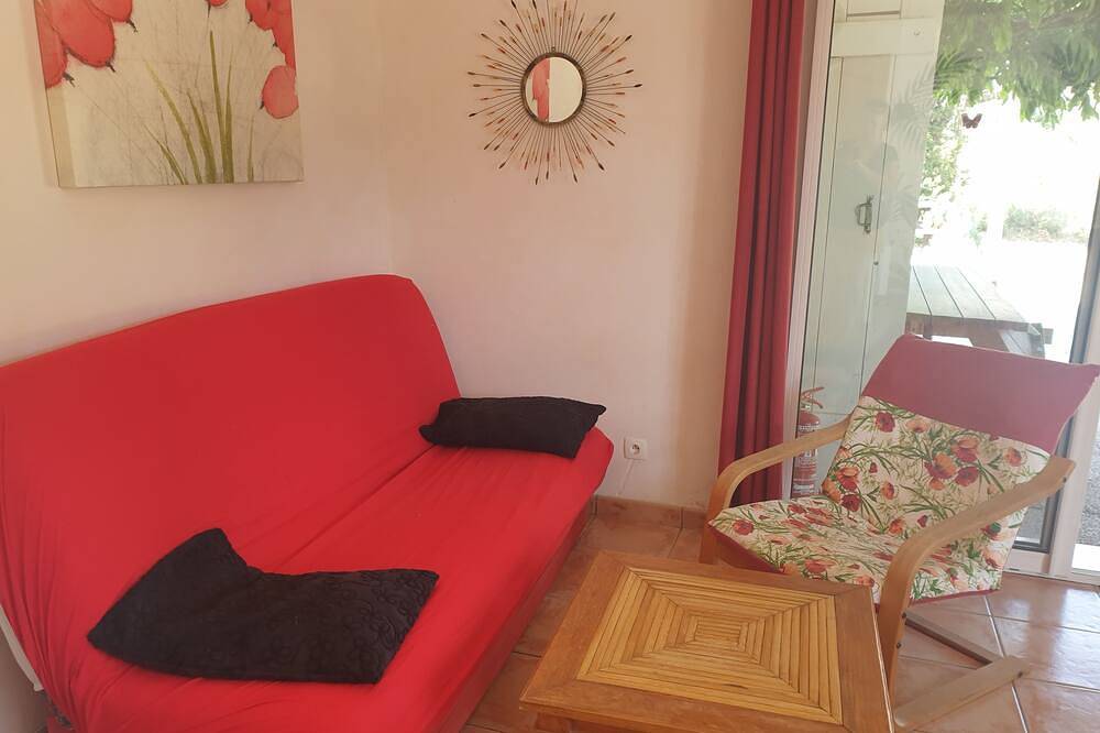 Appartement entier, Studio dans un domaine viticole in Pierrefeu-du-Var, Côte méditerranéenne (France)