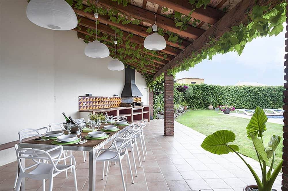 Holiday Home in Garriguella with Private Pool in Garriguella, Upper Empordà