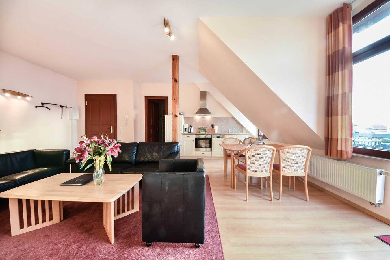 Ganze Wohnung, Villa Medici 7a - zwei Schlafzimmer mit Balkon - Strandnah in Drei Kaiserbäder, Heringsdorf