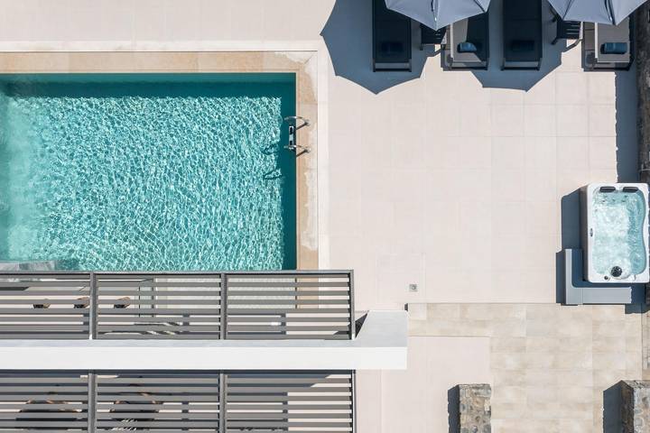 Ferienhaus für 4 Personen, mit Terrasse und Whirlpool in Afantou - 2