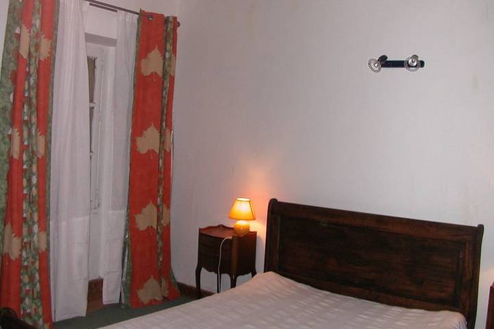 Location de vacances pour 10 personnes, avec terrasse à Sazos - 2