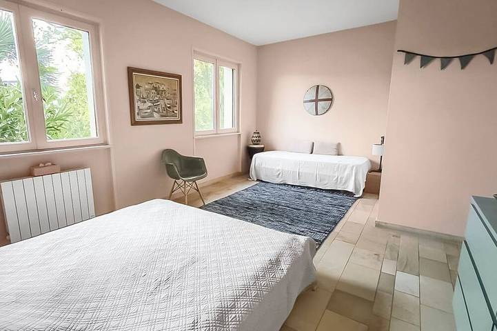 Location de vacances pour 15 personnes, avec piscine à Anneyron - 3