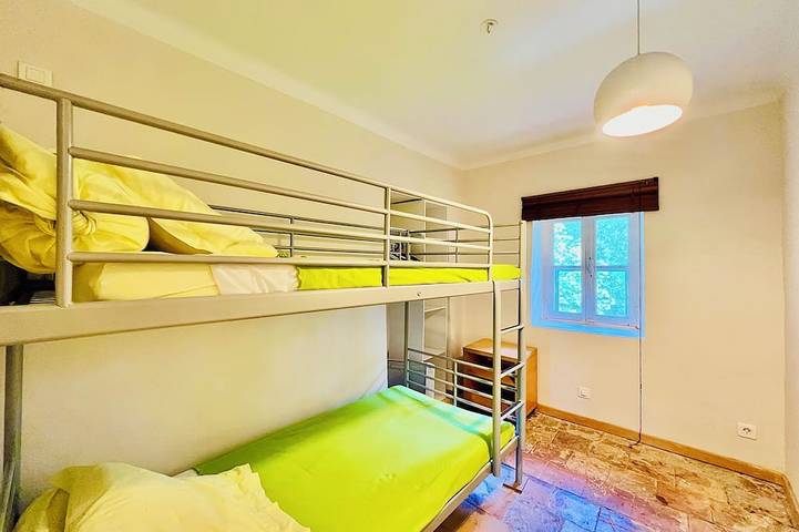 Location de vacances pour 7 personnes, avec jardin à Miramas - 4