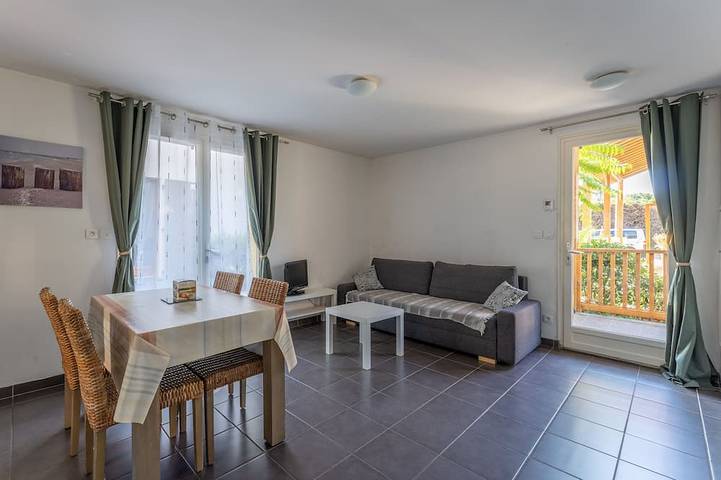 Appartement entier, Appart charmant + accès piscine in Lac de Lacanau, Lacanau
