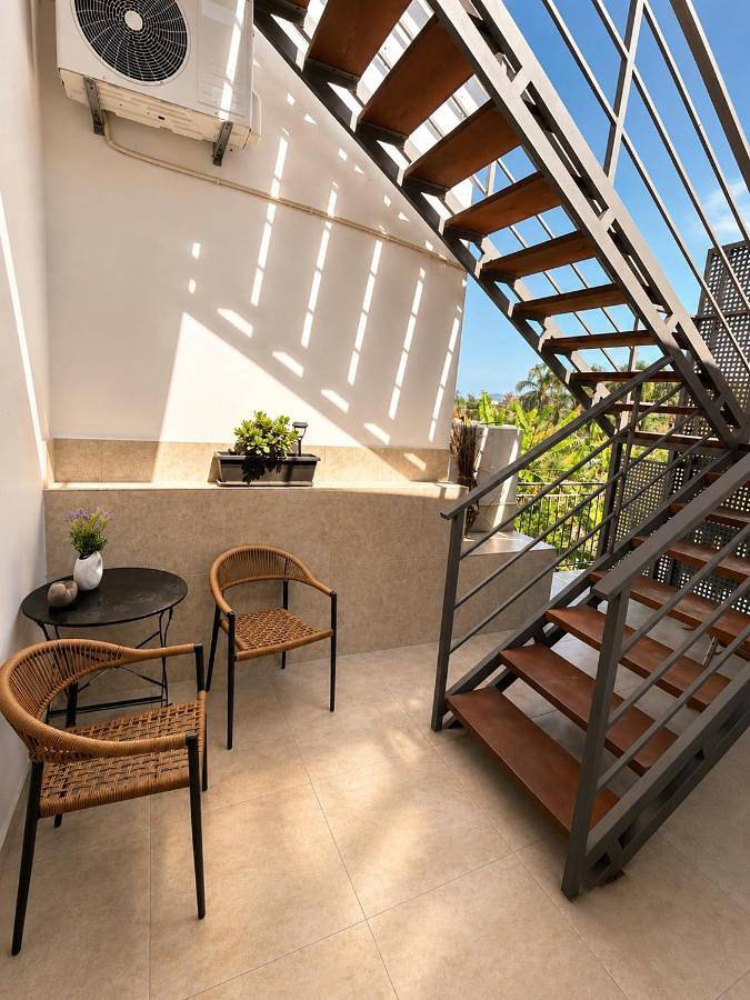 Gîte pour 5 personnes, avec terrasse et vue, animaux acceptés dans Gialova - 3