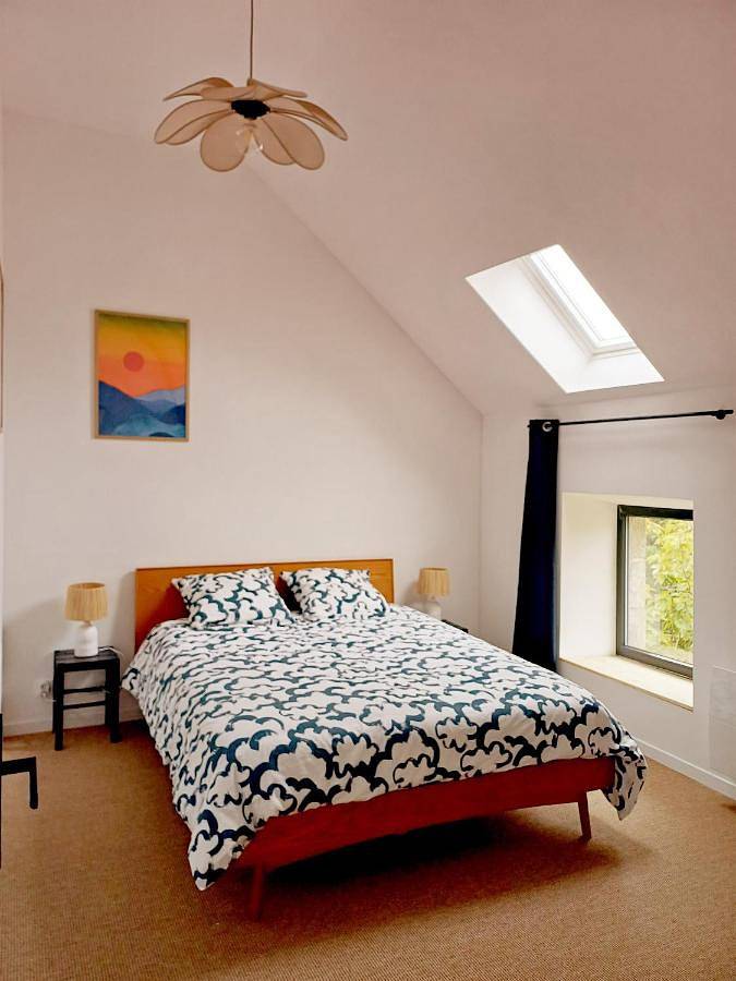 Location de vacances pour 4 personnes, avec vue et terrasse ainsi que jardin et piscine dans Champfleur