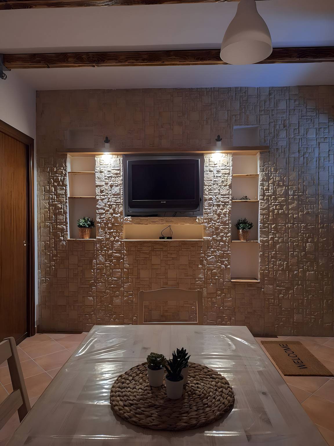 Geheel appartement, Appartement 'Aurora Sul Mare' met Wi-Fi en airconditioning in Palermo, Provincie Palermo