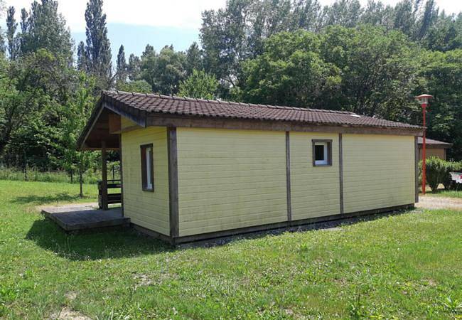 Location de vacances pour 5 personnes, avec terrasse ainsi que vue et jardin, animaux acceptés à Chindrieux - 4