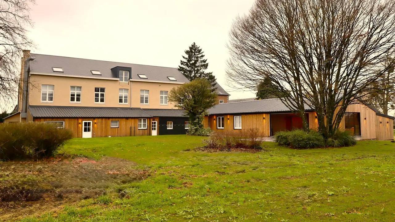 Ferienhaus für 26 Personen (620 m²) in Houyet in Houyet, Namur (region)