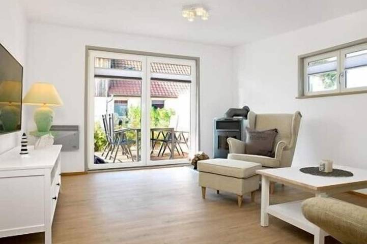 Ferienwohnung für 3 Personen, mit Terrasse und Garten in Oertzenhof