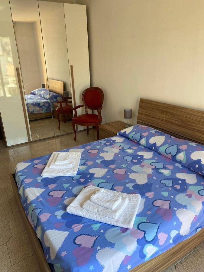 Gîte pour 5 personnes, avec vue et terrasse à Alì Terme - 2