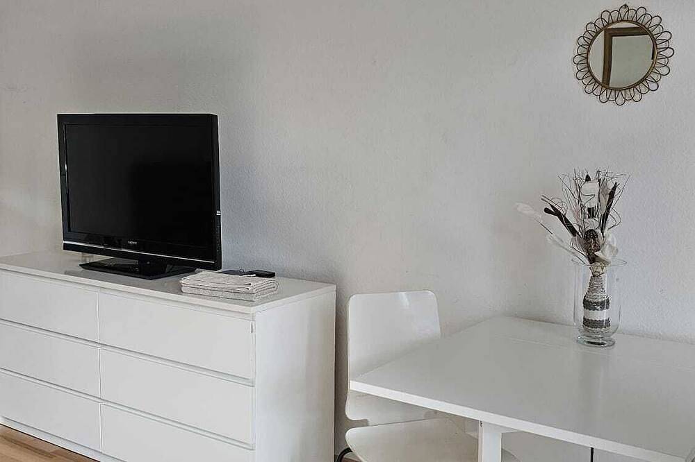 Ganze Wohnung, Messe studio suites Basel #2 in Basel, Aargau-Basel