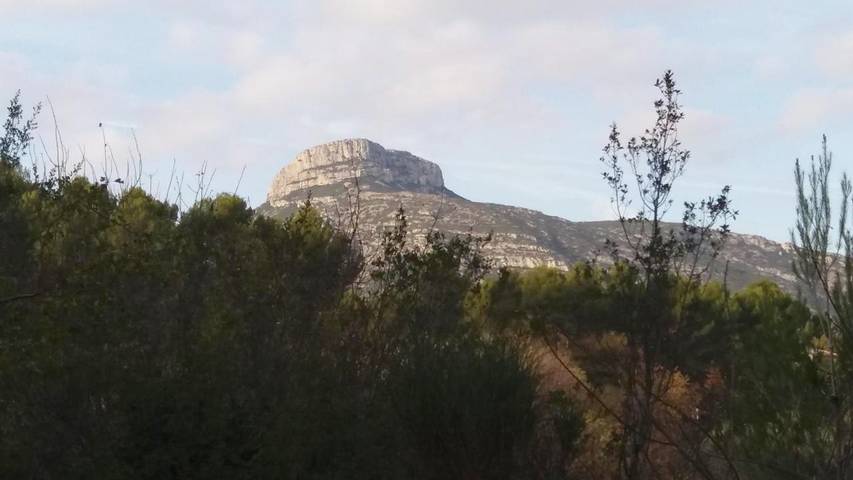 Location de vacances pour 4 personnes, avec Terrasse ainsi que Jardin et Vue à Aubagne - 4