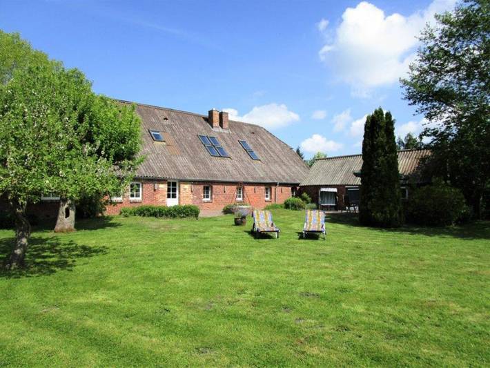 Ferienwohnung für 7 Personen, mit Terrasse und Pool sowie Garten und Sauna, kinderfreundlich in Stadland - 2