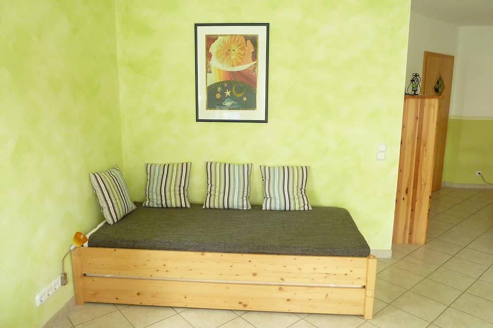 Ganze Wohnung, Gemütliche Ferienwohnung zwischen fränkischem Weinland und Steigerwald in Oberschwarzach, Fränkisches Weinland