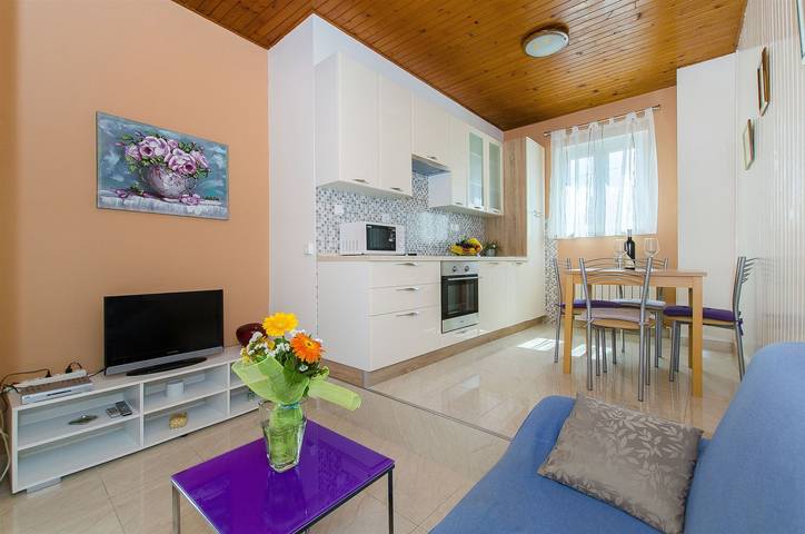 Holiday home for 4 people, with view - 1