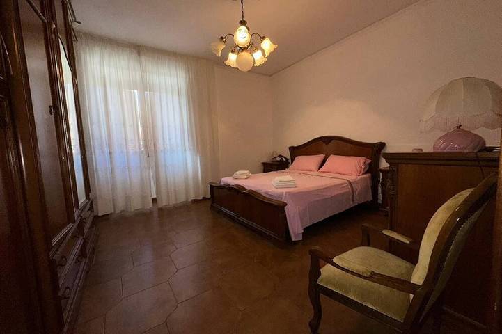 Entire apartment, Comfortable, spacious apartment complete with garden in the center of Tropea. in Tropea, Vibo Valentia Province