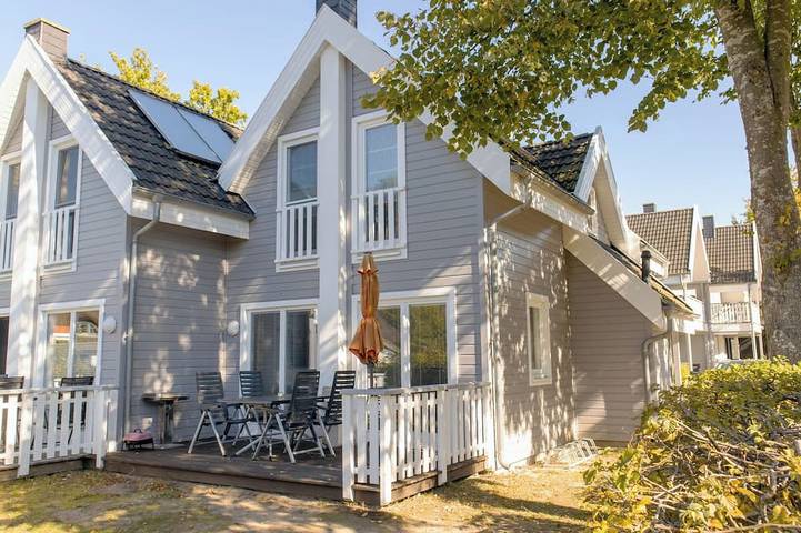 Ferienhaus für 6 Personen, mit Sauna und Garten in Glowe