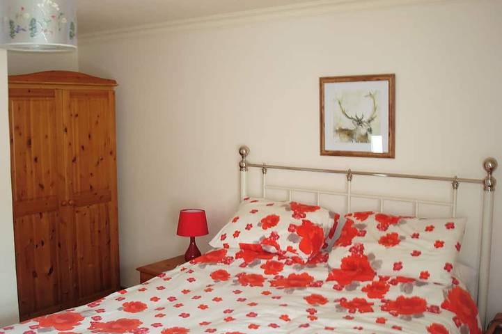 Gîte pour 4 personnes, avec jardin, animaux acceptés à Portree - 2