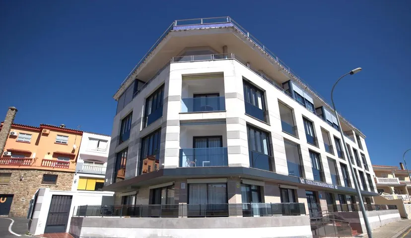 Apartamento de vacaciones para 2 personas, con piscina además de vistas y terraza - 1