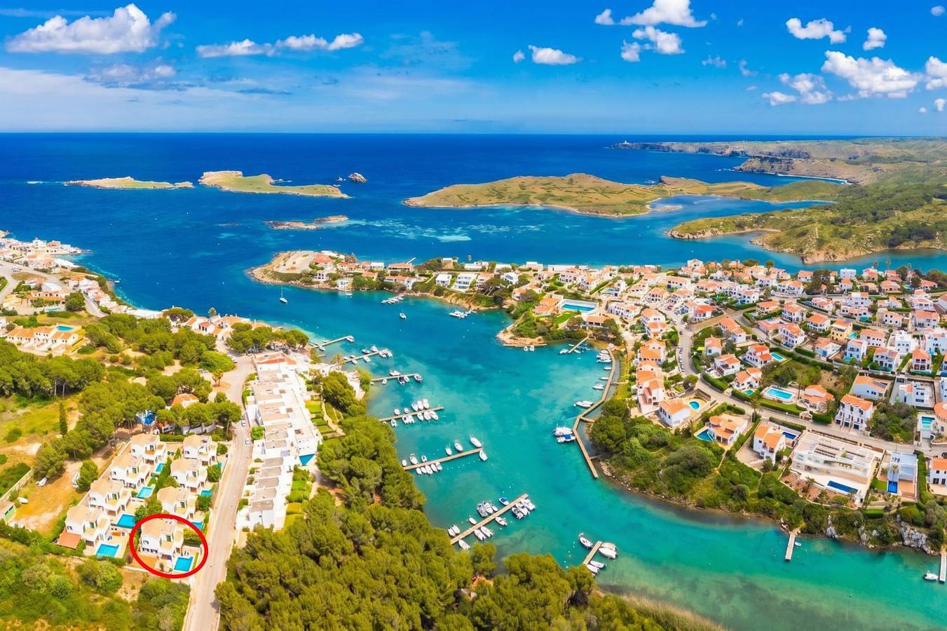 Chalet para 8 personas con balcón in Coves Noves, Es Mercadal