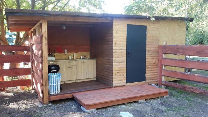 Camping für 4 Personen, mit Seeblick und Pool sowie Garten, mit Haustier im Stettiner Haff - 2