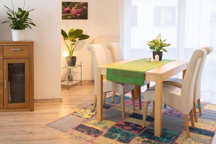 Ferienwohnung für 4 Personen, mit Terrasse und Ausblick in Rhodt unter Rietburg - 3