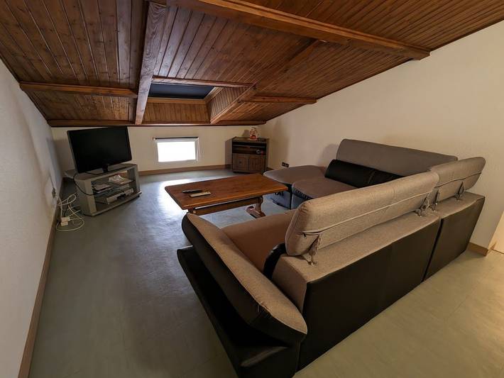 Gîte pour 5 personnes, avec jardin dans Neufchâteau - 3