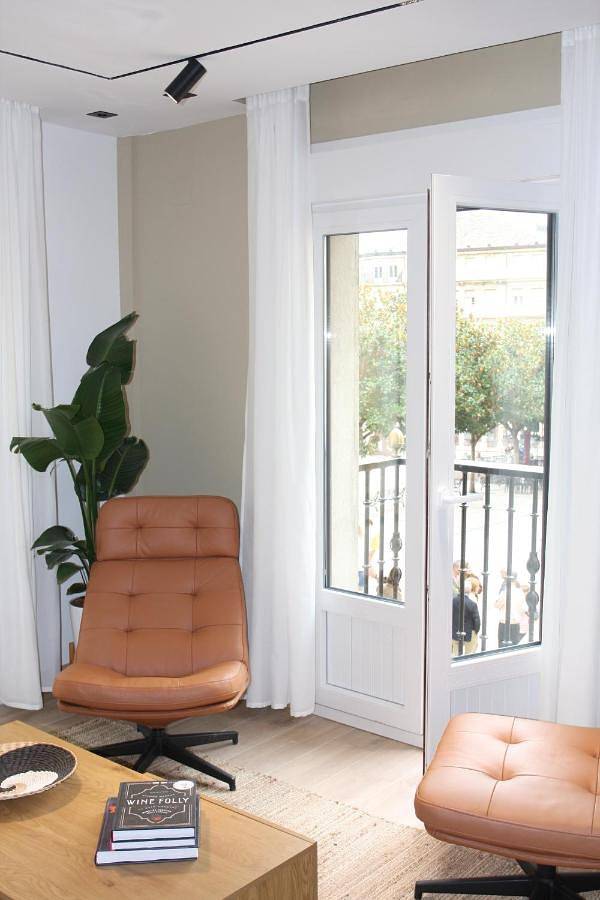 Gîte pour 8 personnes, avec vue et terrasse à Haro - 2