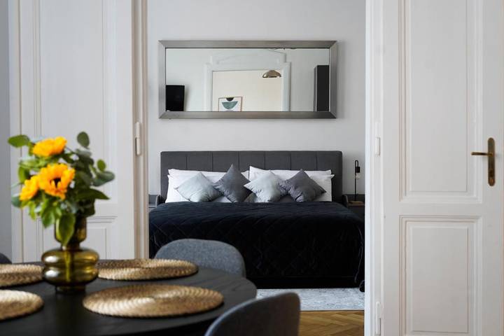 Ferienwohnung für 5 Personen, mit Ausblick in Josefstadt