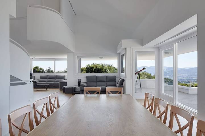 Basque Breath-Unique Villa, Fantastic View, Fabulous Pool in Hondarribia, Baskische Küste (Spanien)