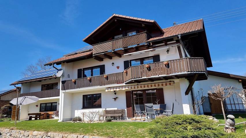 Ferienwohnung für 6 Personen, mit Terrasse und Garten - 1